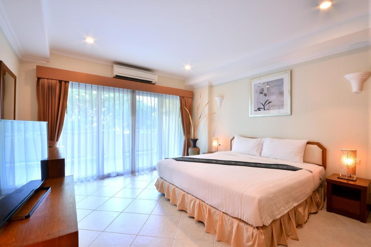 View Talay Residence 6 Wongamat Beach Pattaya Exterior photo